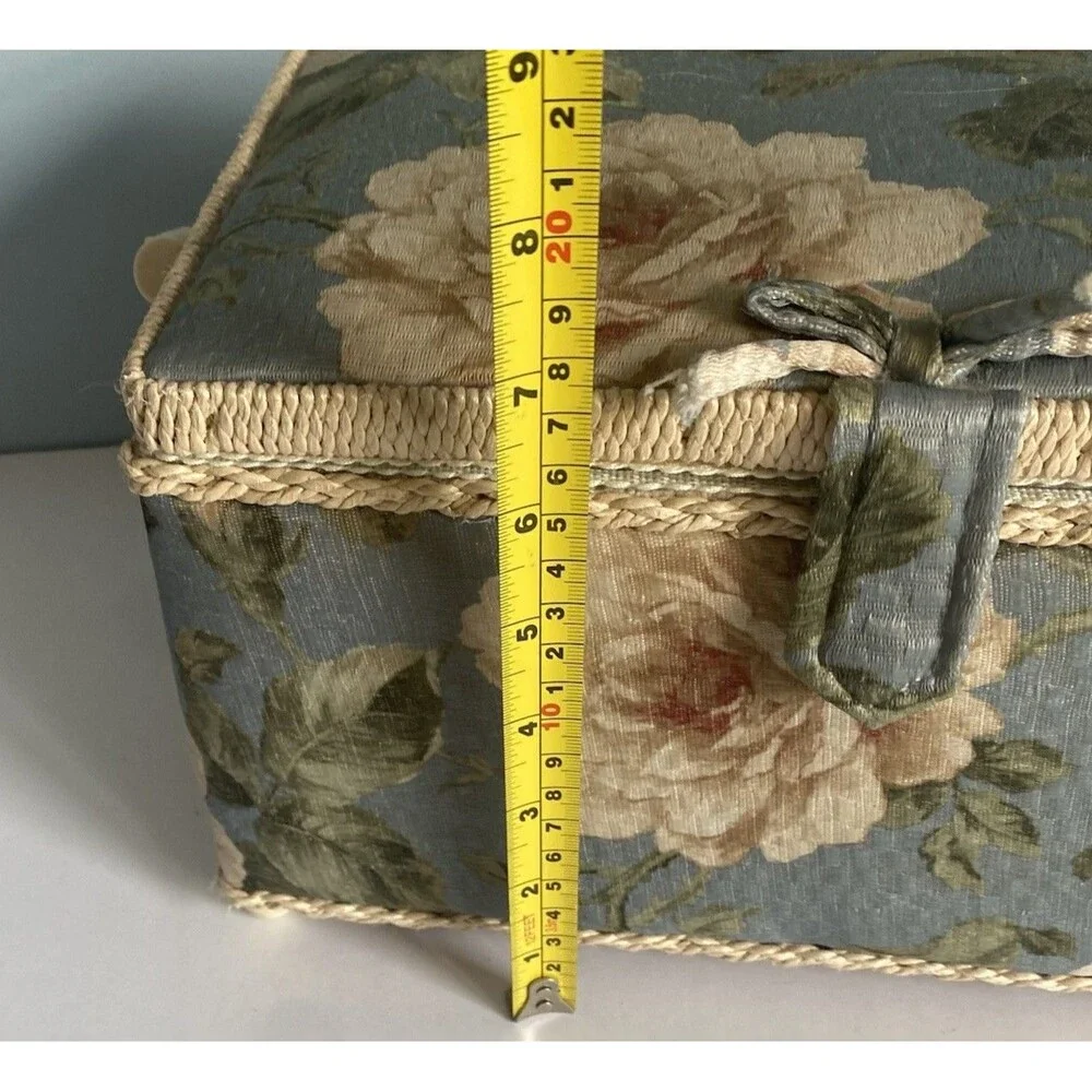 Vintage Sewing Basket W/plastic Tray Floral Pattern  On Top Footed Bottom